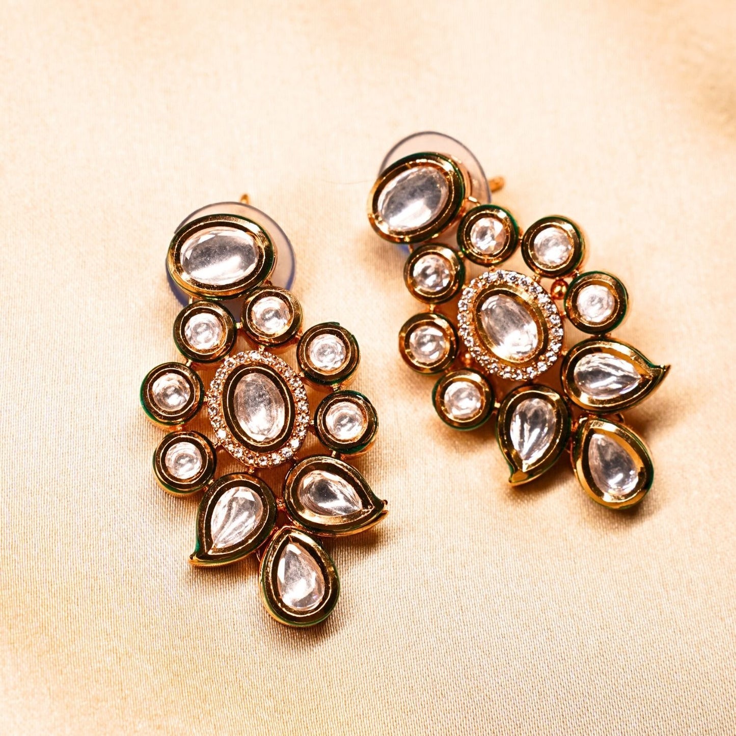 Kundan Pearl Set