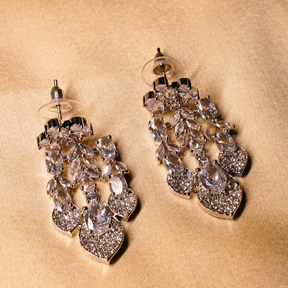 The Diamond-Illusion Crystal Set