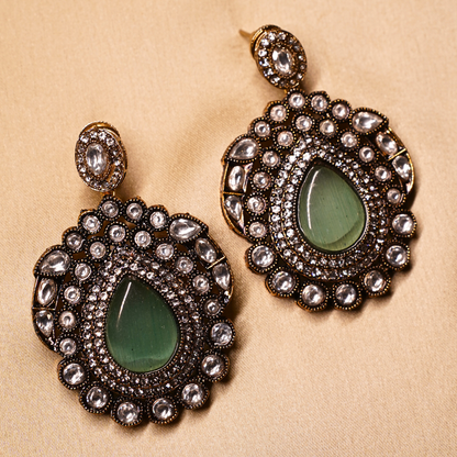 Eternal Emerald Kundan Set