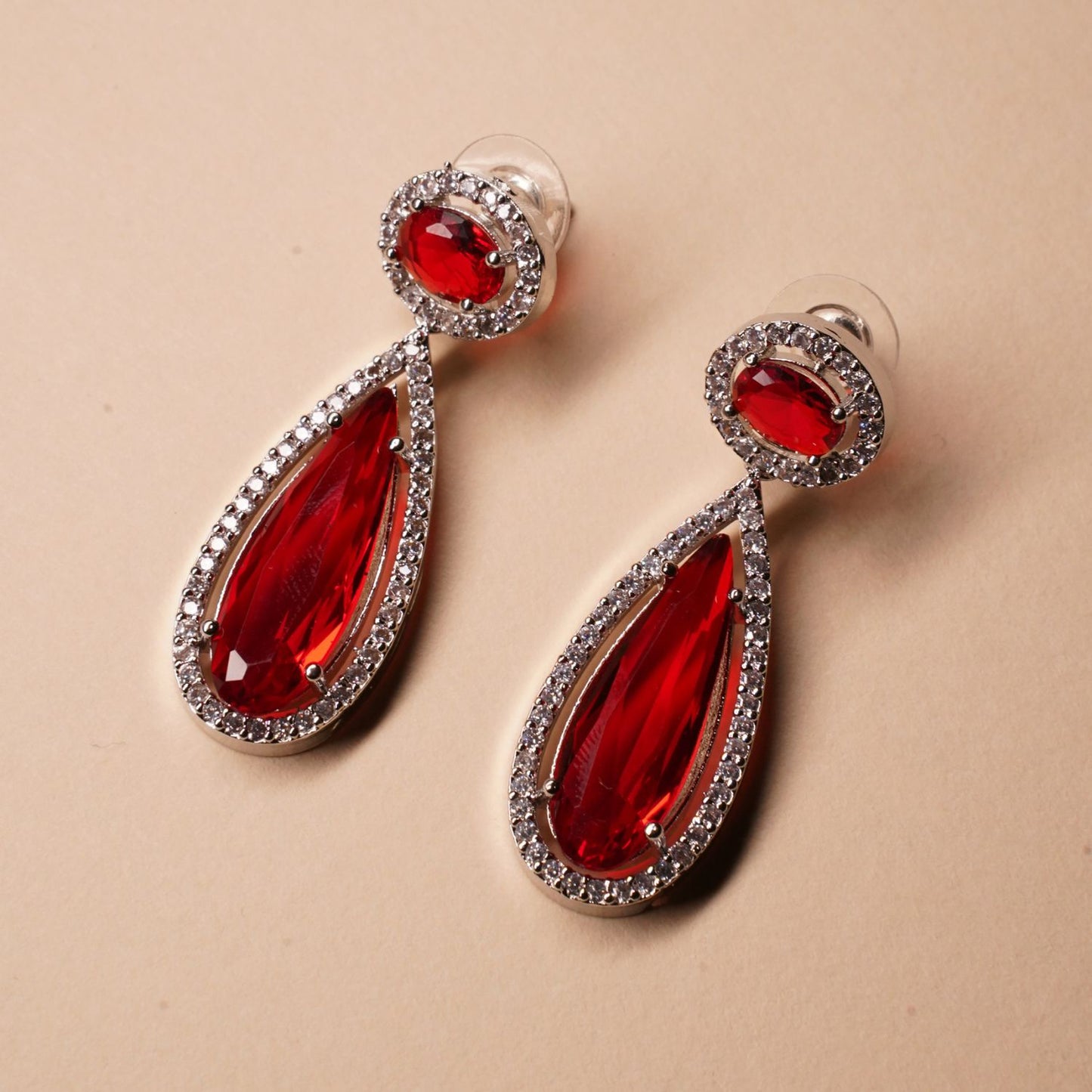 Women Silver-plated American Diamond Set